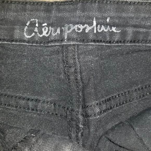 Shorts - Picture 2 of 3